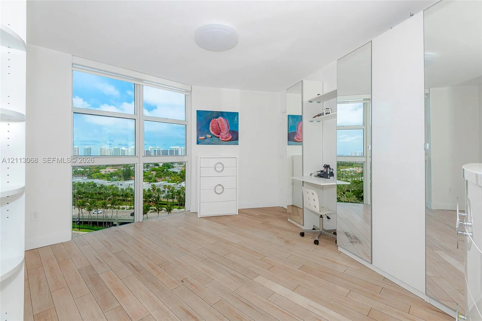 19111 Collins Avenue #1007