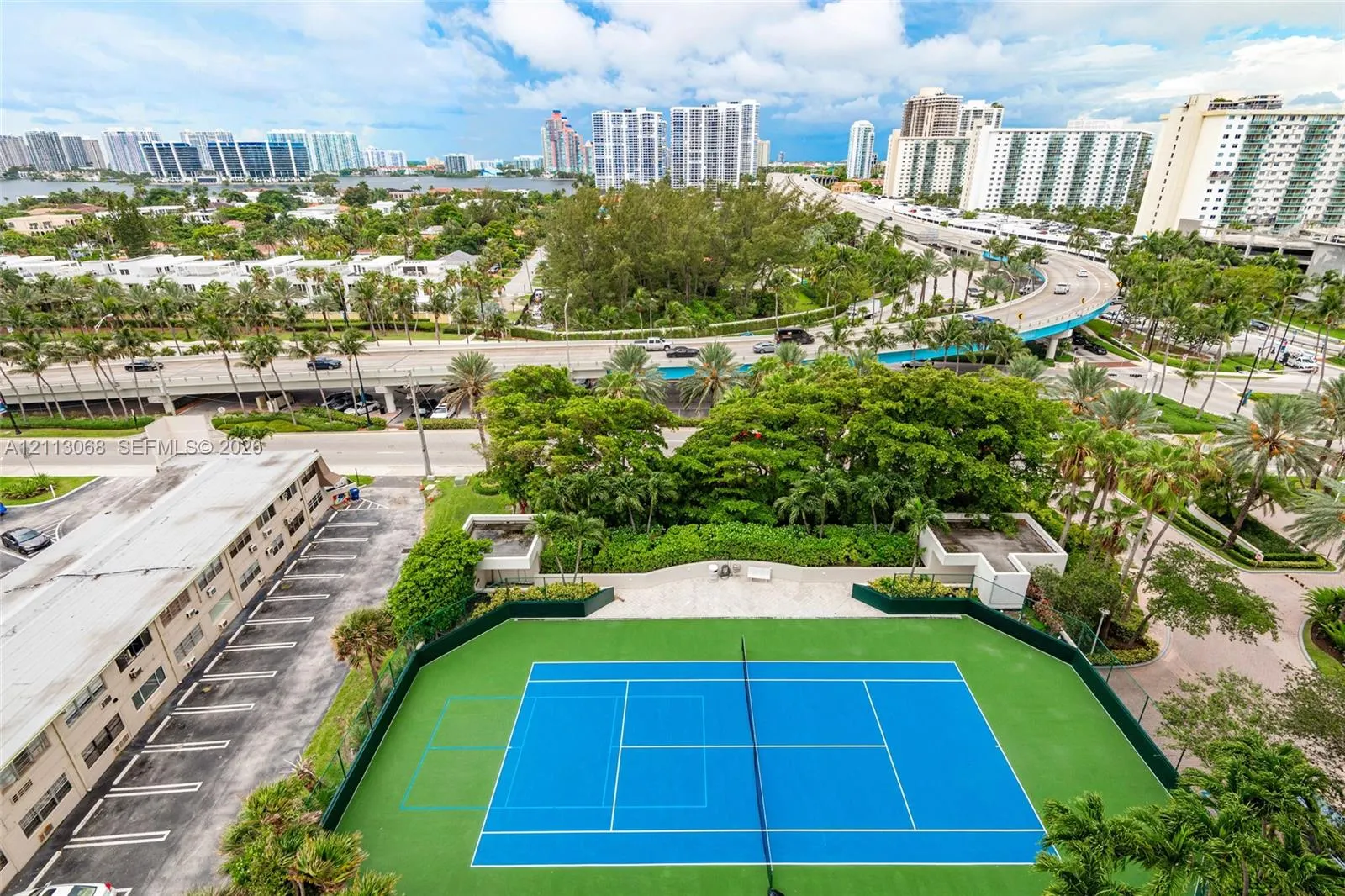 19111 Collins Avenue #1007