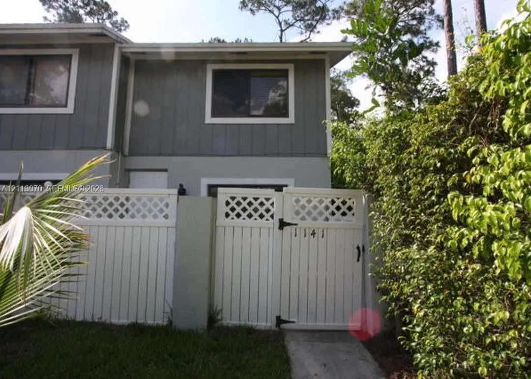 1141 Goldenrod Road #1141