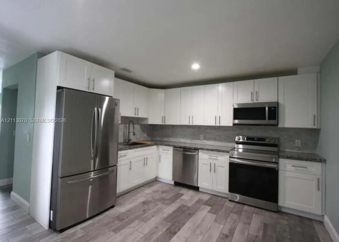 1141 Goldenrod Road #1141