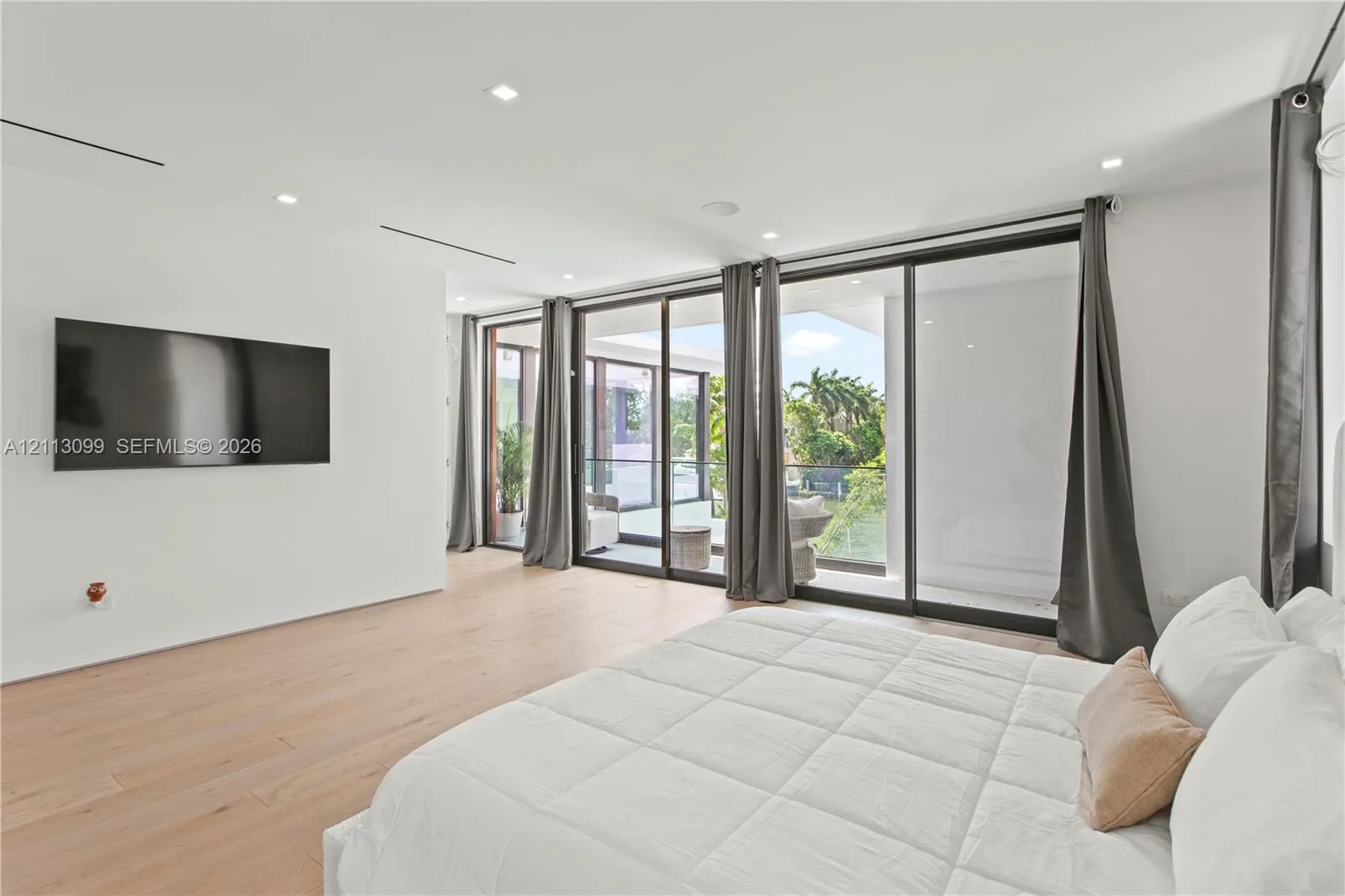 922 NE 78th Street