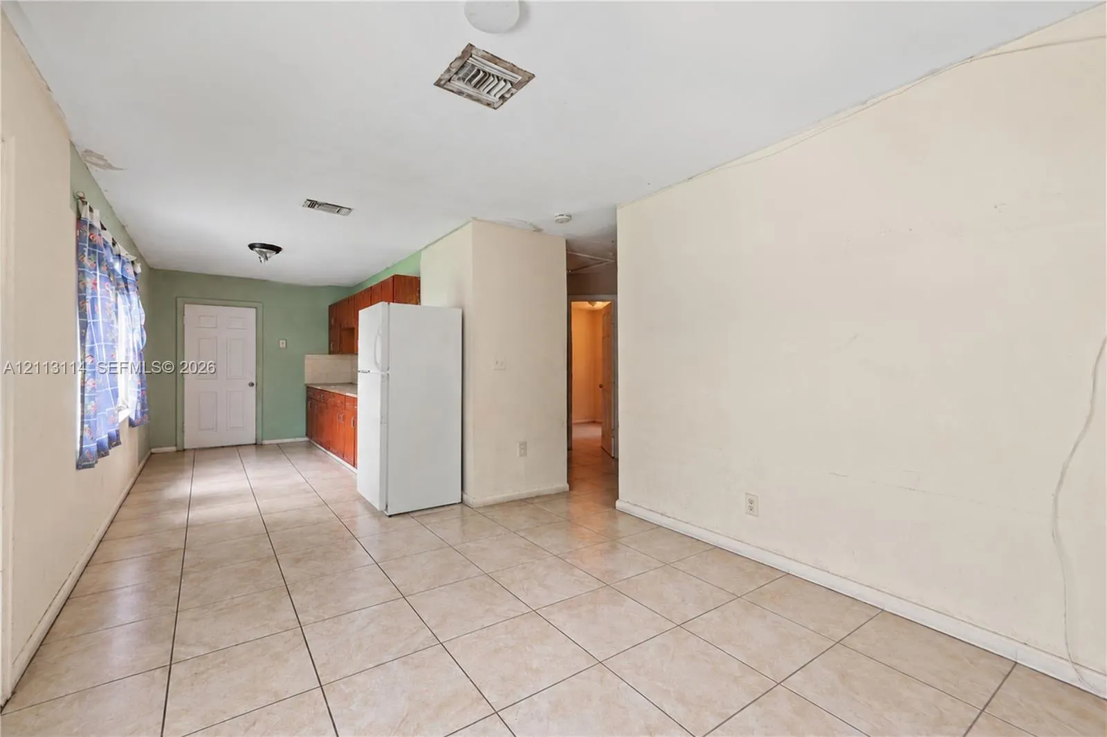 702 Fernwood Drive