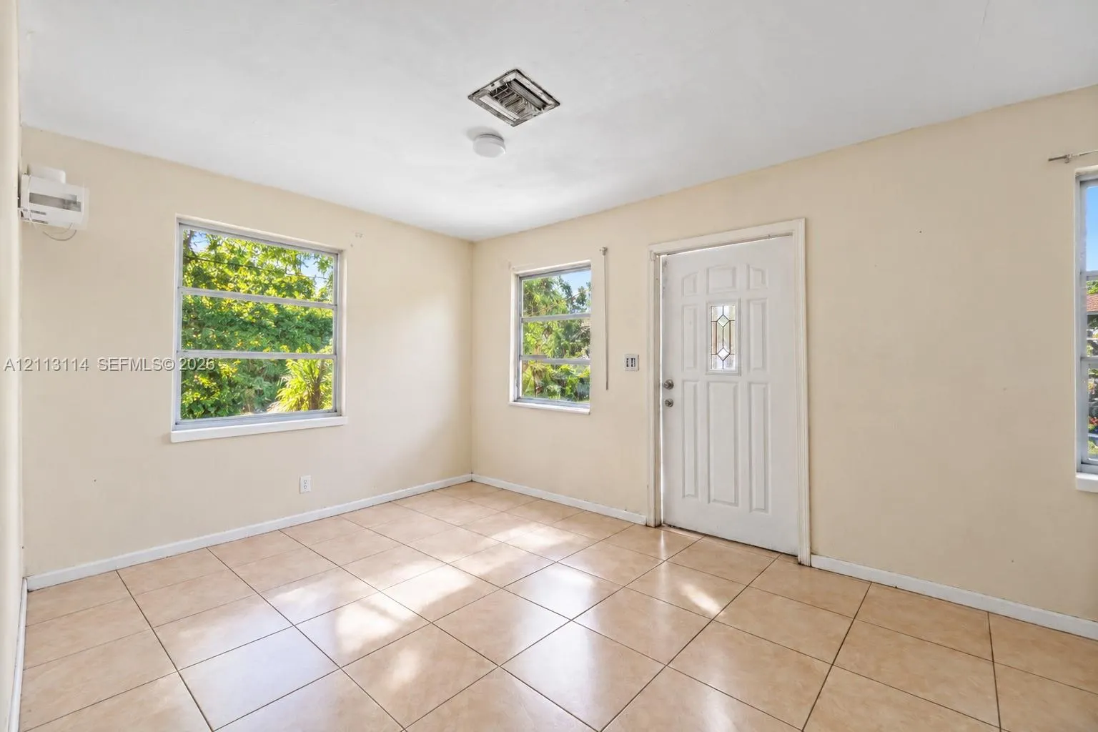 702 Fernwood Drive