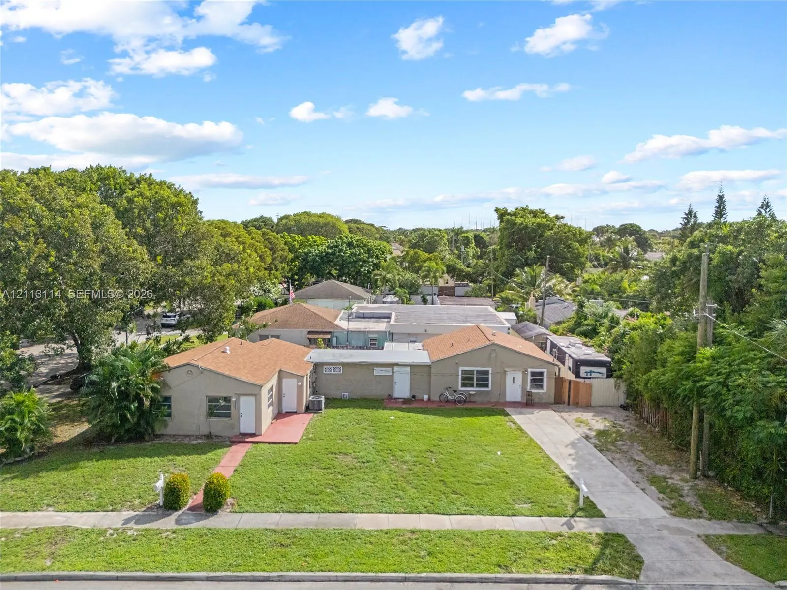 702 Fernwood Drive