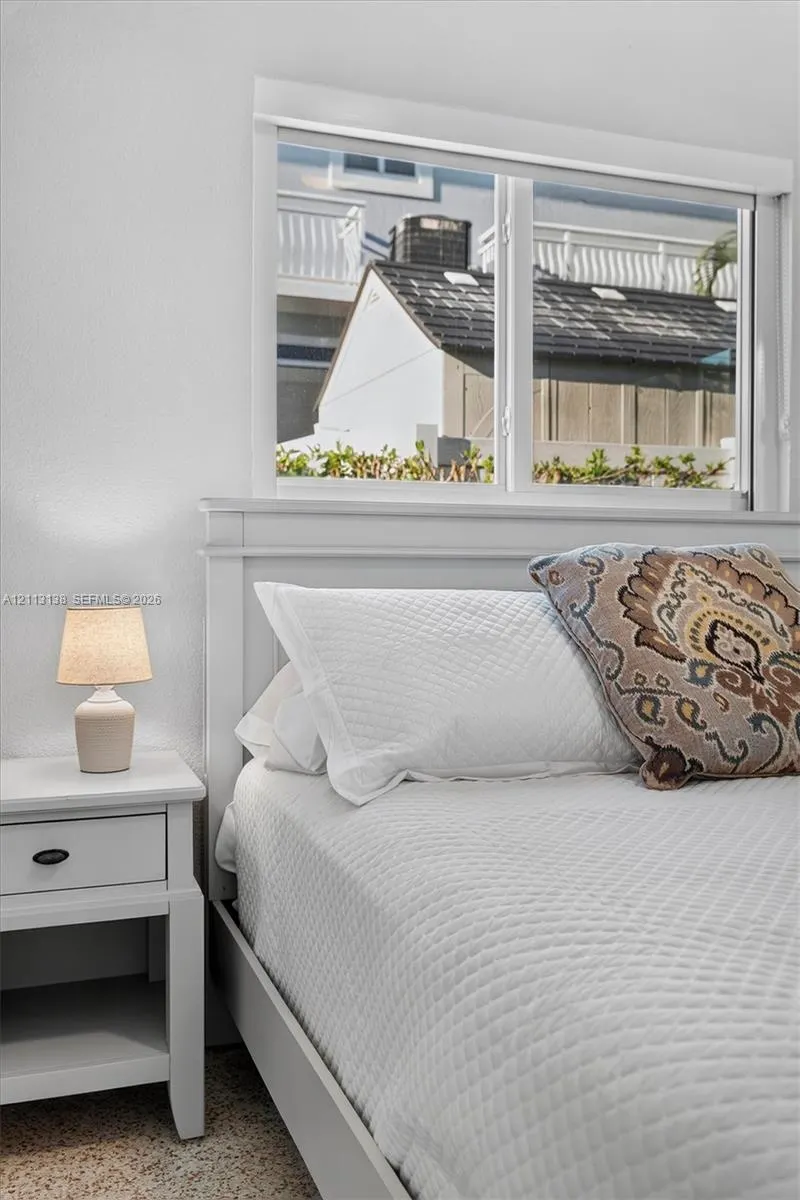 8 Ocean View Boulevard
