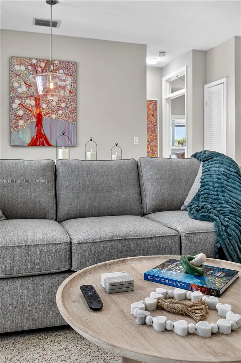 8 Ocean View Boulevard