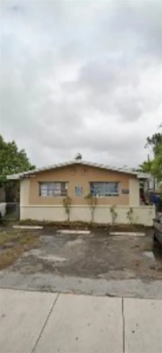 3221 W Flagler Street