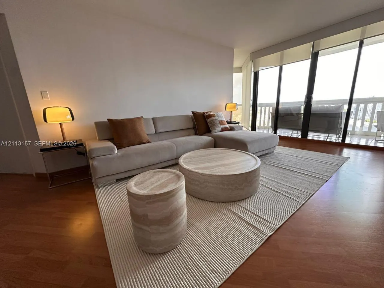 1000 W Island Boulevard #2210