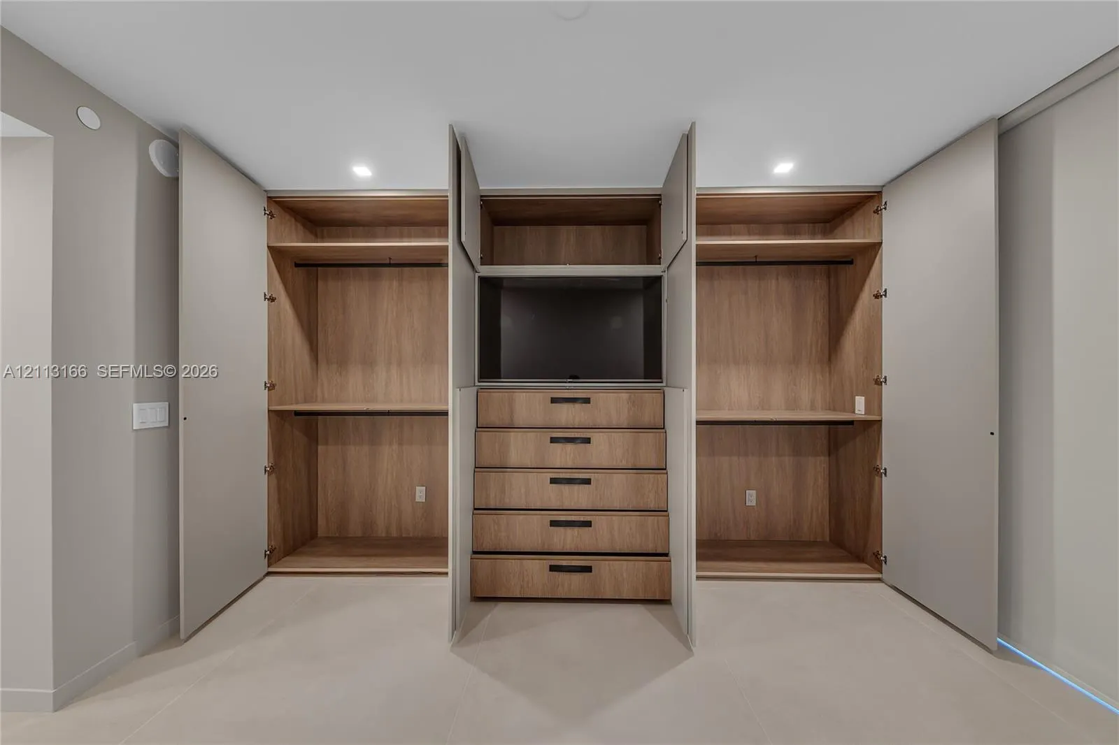 3535 S Ocean Drive #1003