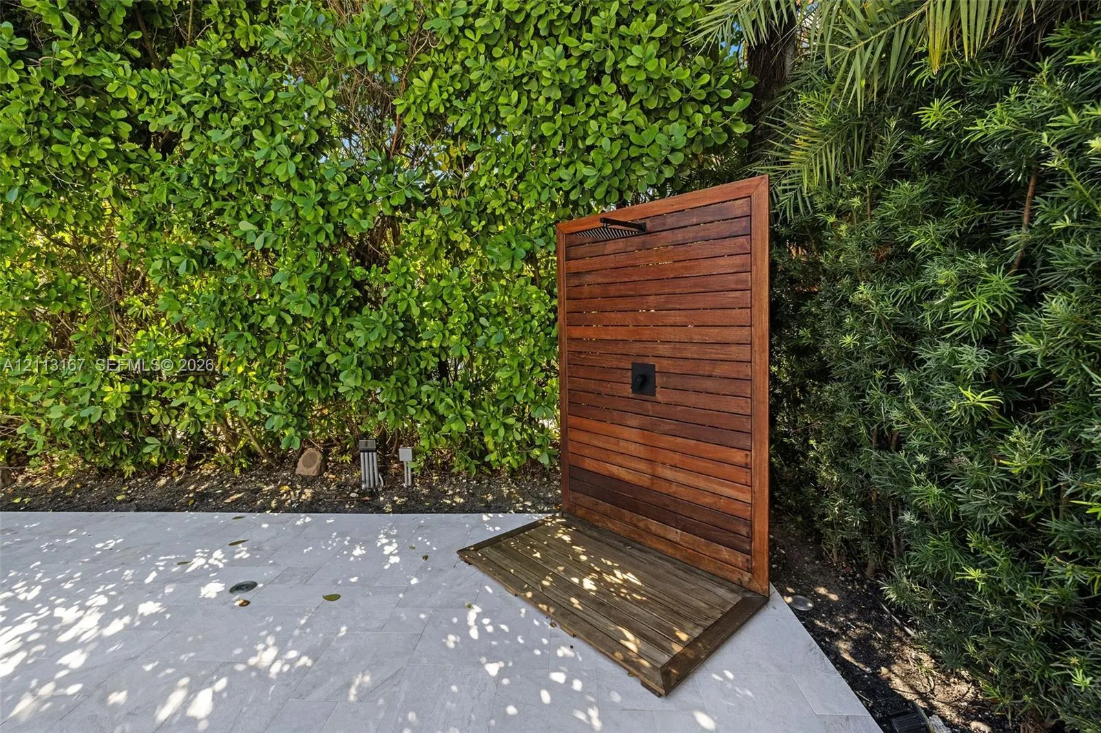 1278 W 27th Street