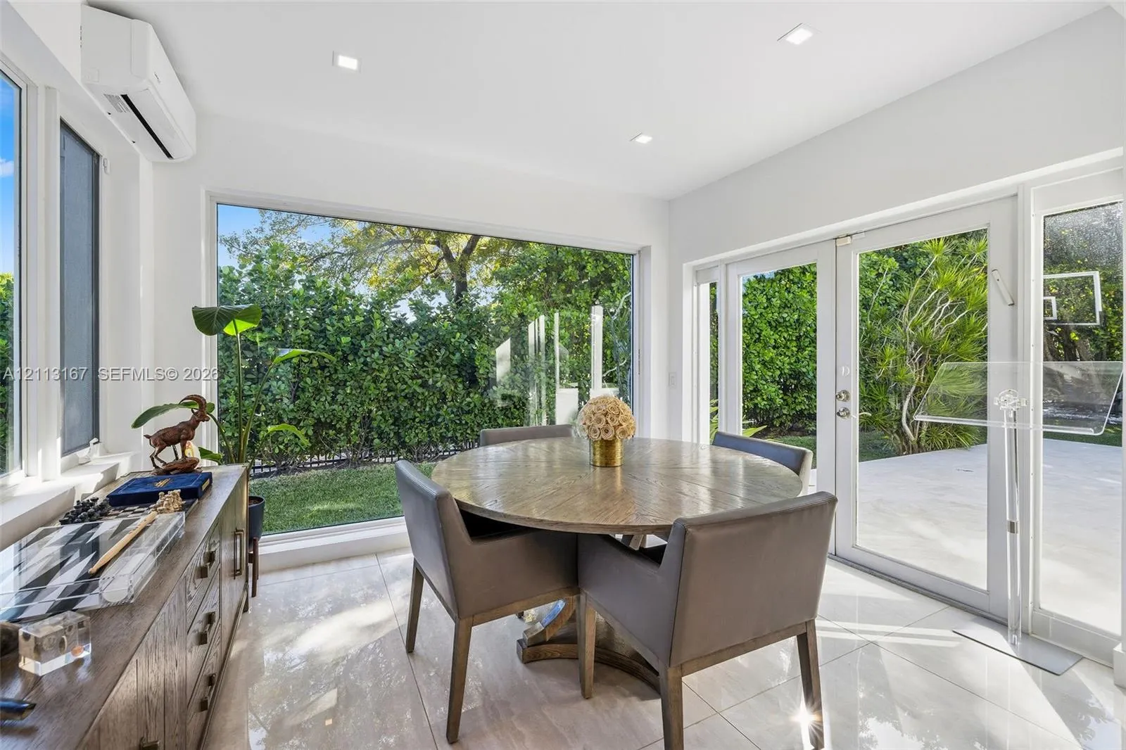 1278 W 27th Street