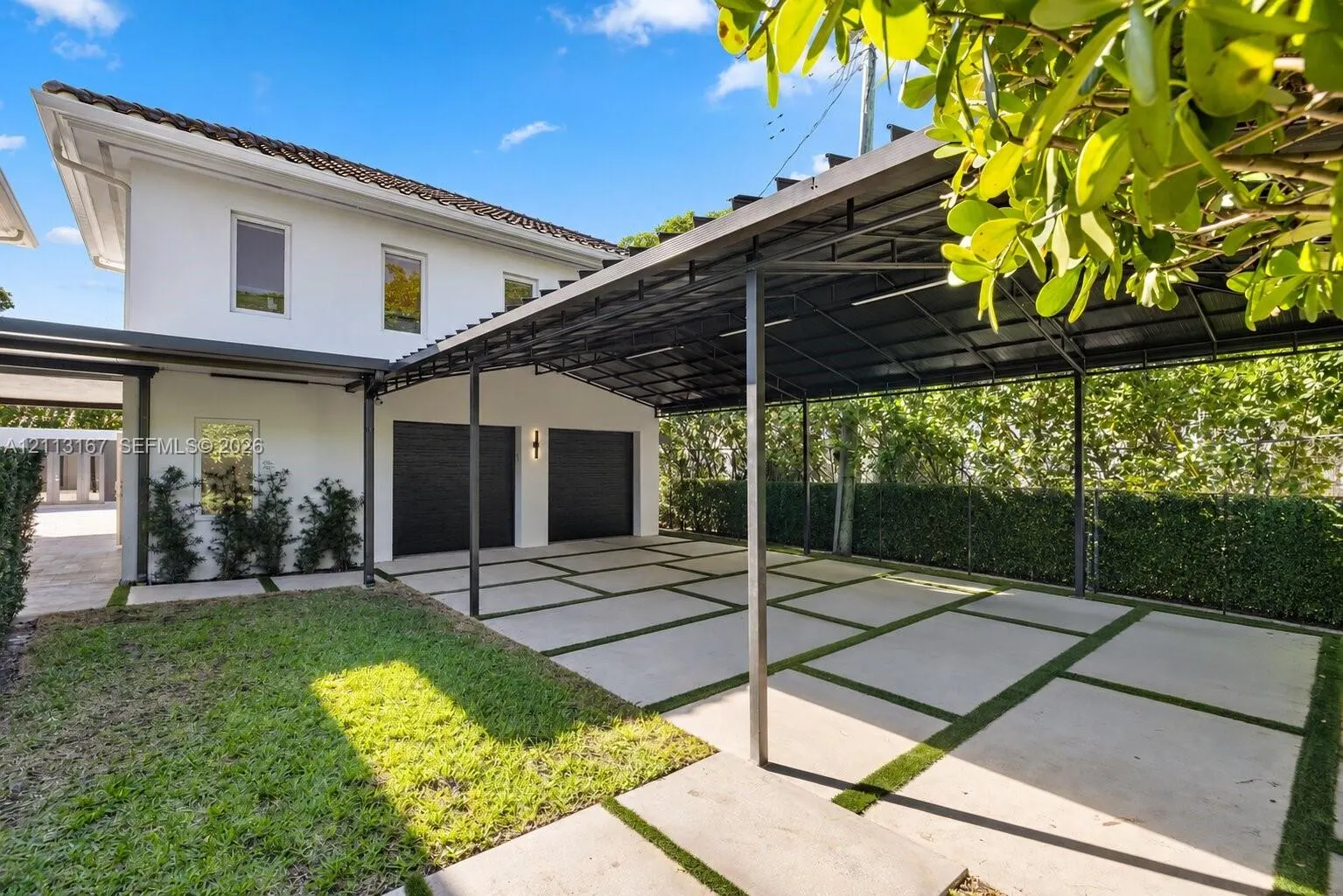 1278 W 27th Street