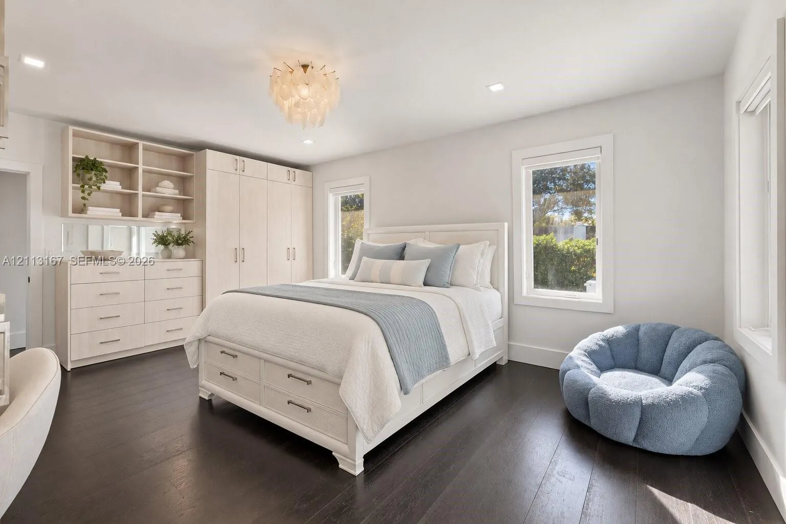 1278 W 27th Street
