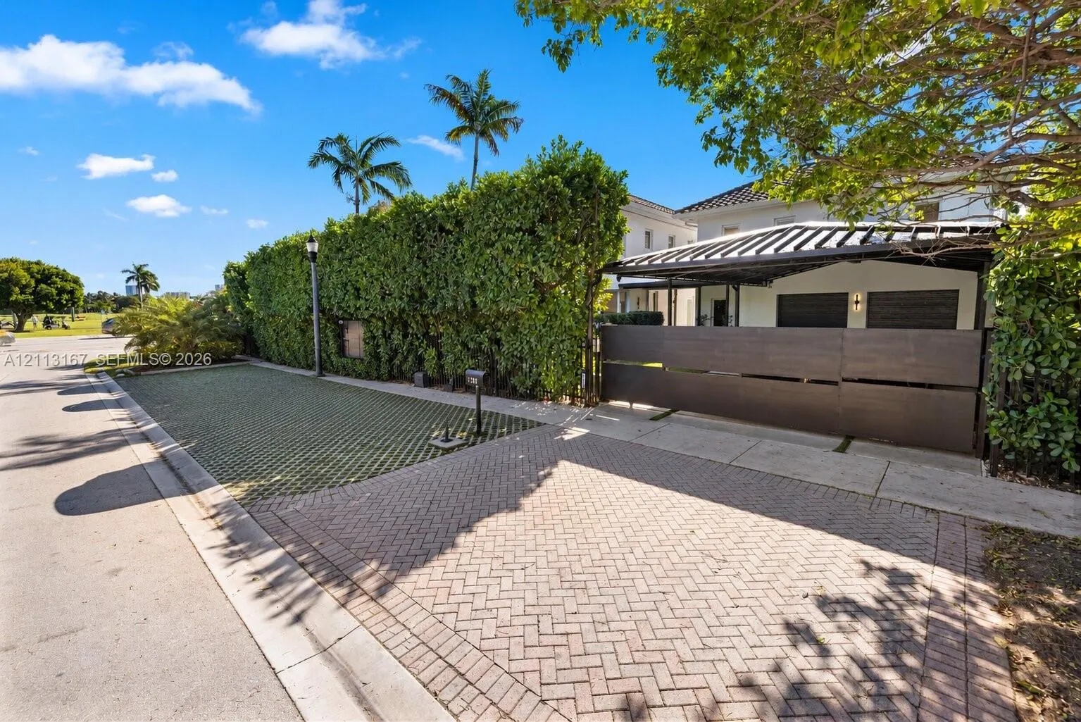 1278 W 27th Street
