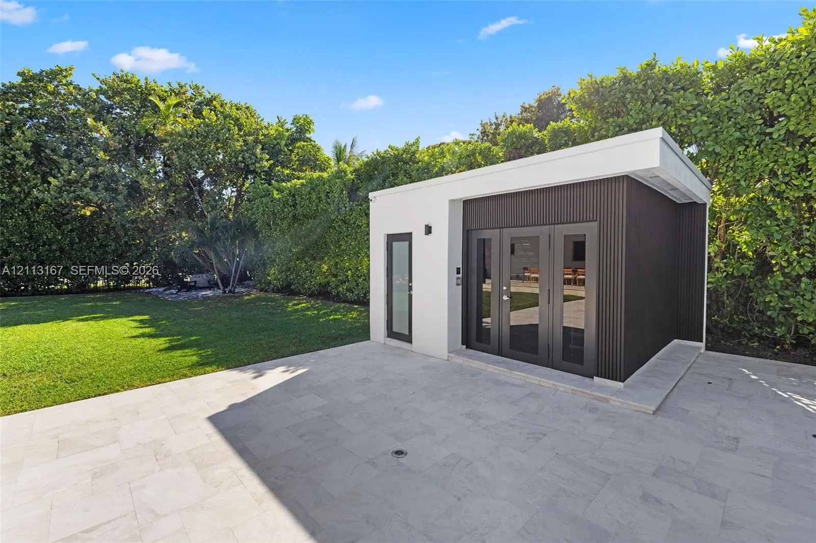 1278 W 27th Street