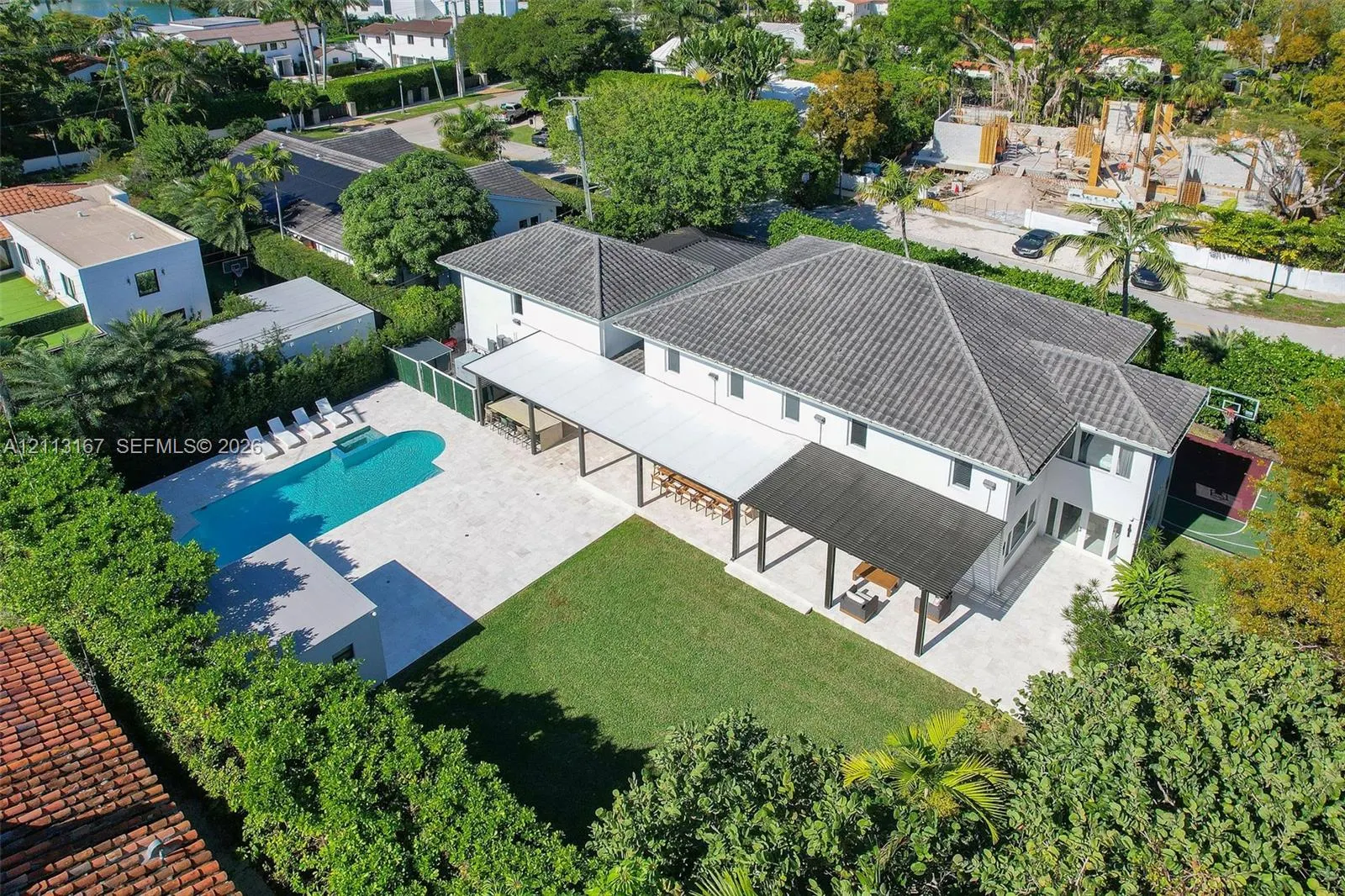 1278 W 27th Street