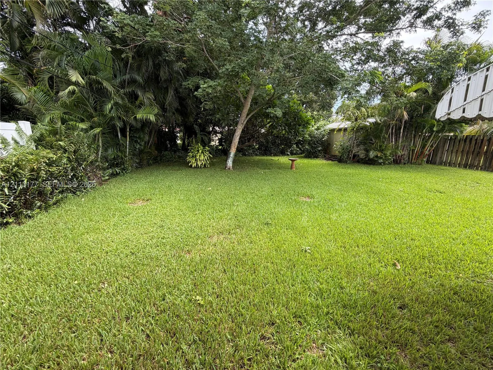 818 NW 7th Avenue