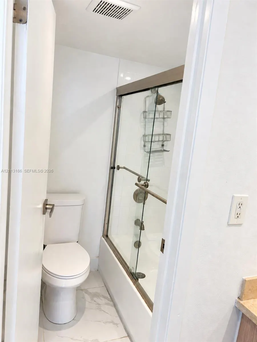 3401 N Country Club Drive #609