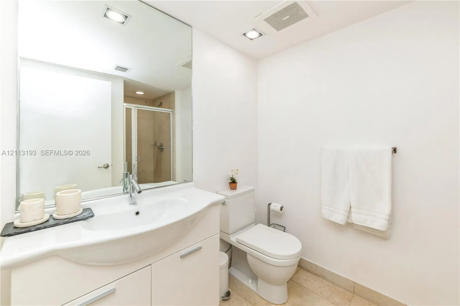 485 Brickell Avenue #3704