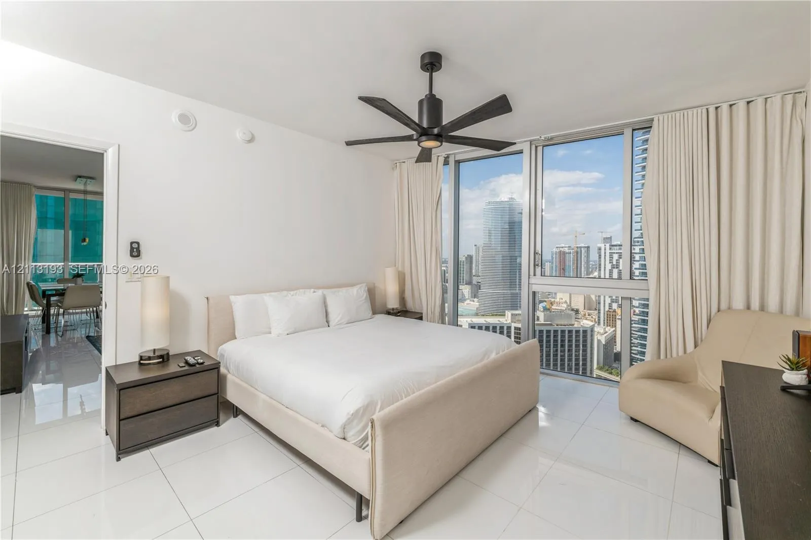485 Brickell Avenue #3704