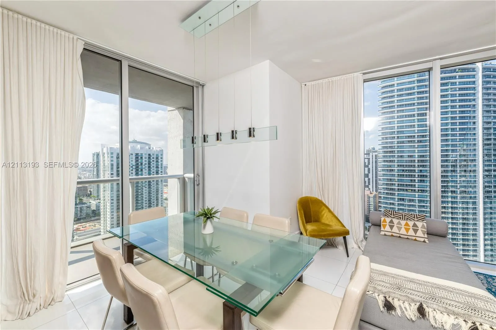 485 Brickell Avenue #3704