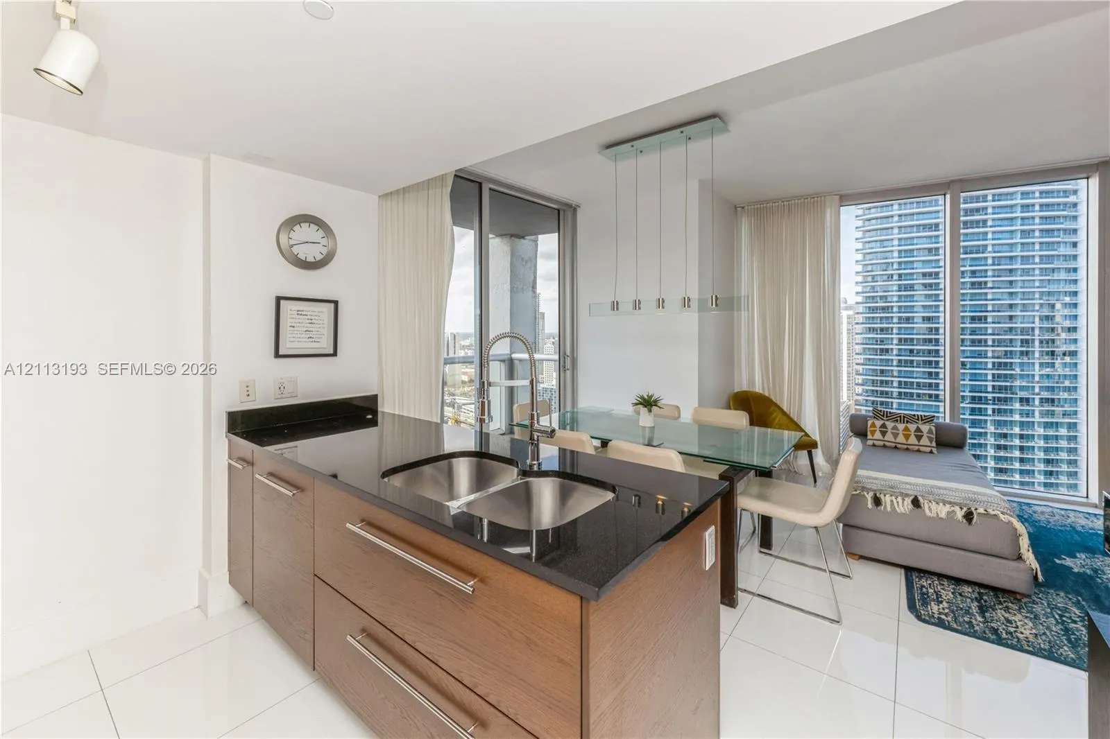 485 Brickell Avenue #3704