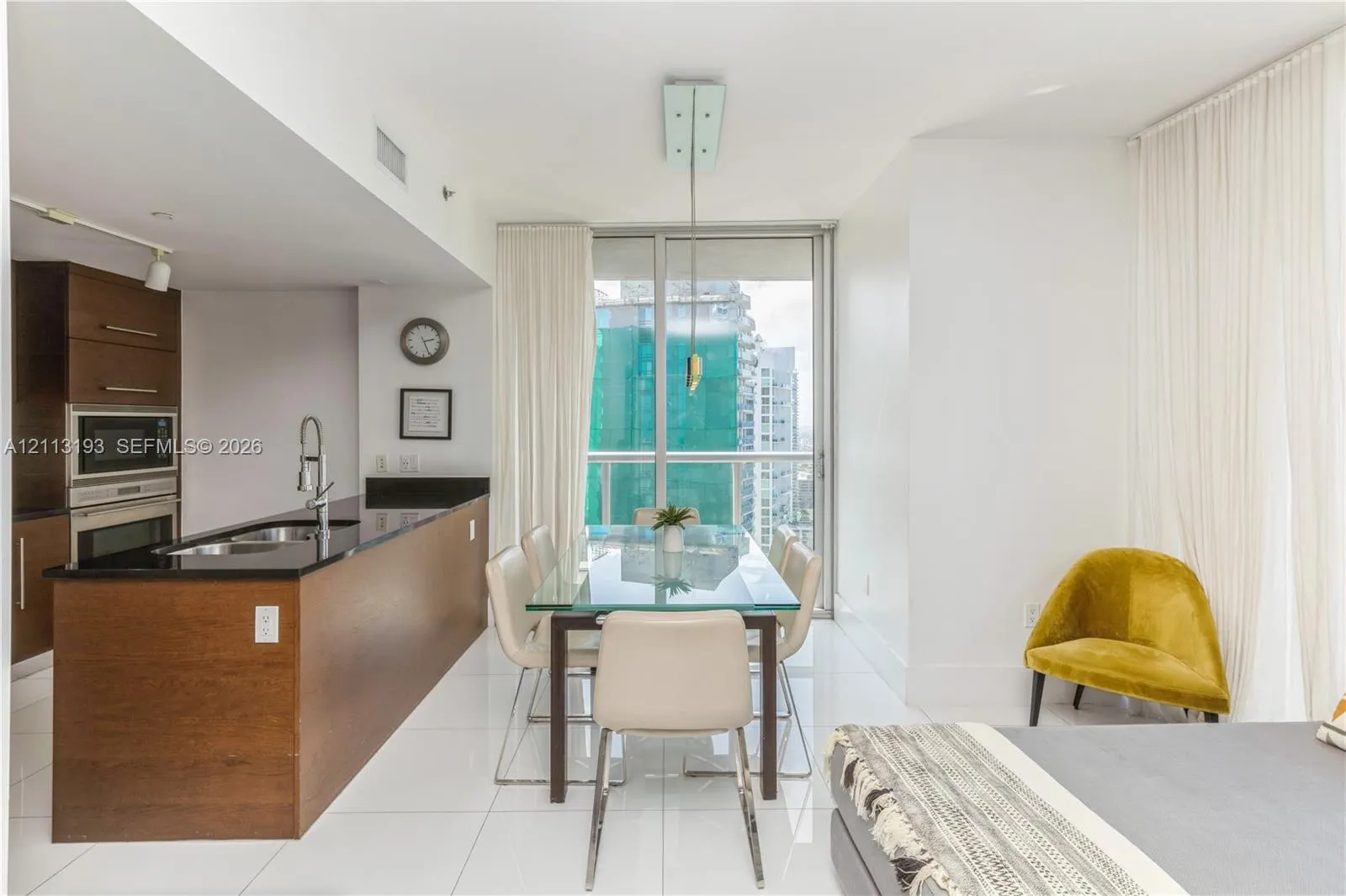 485 Brickell Avenue #3704