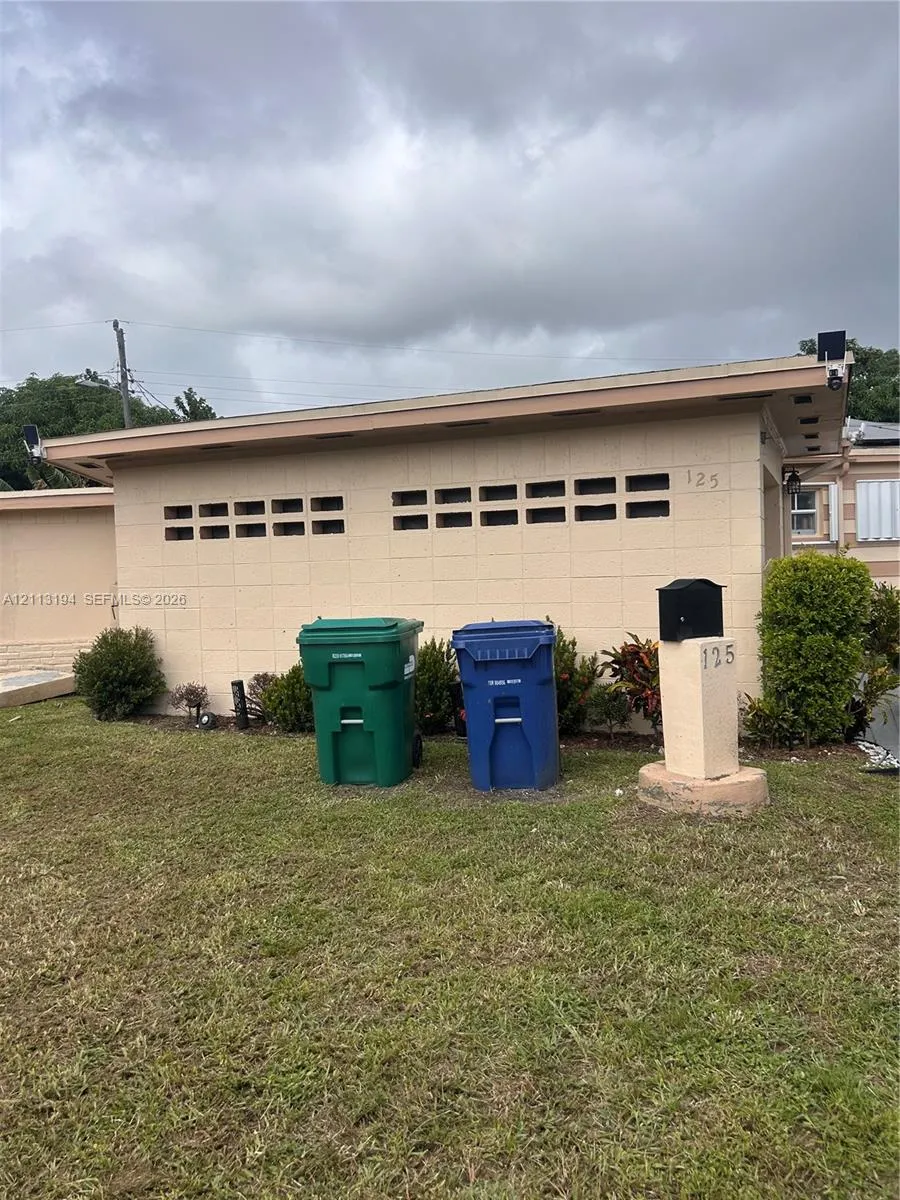 125 NW 193rd Street #2