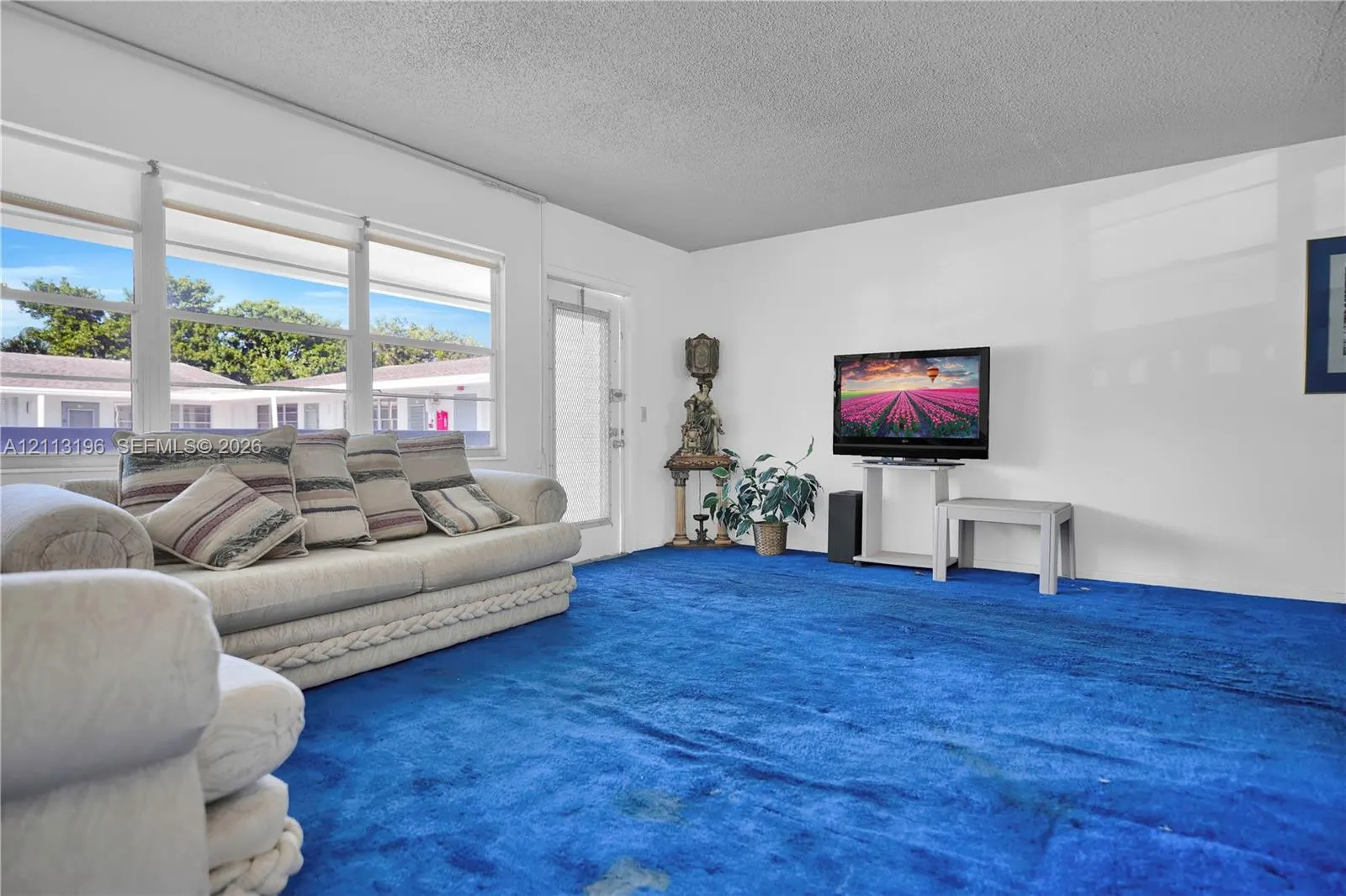182 Westbury J #182