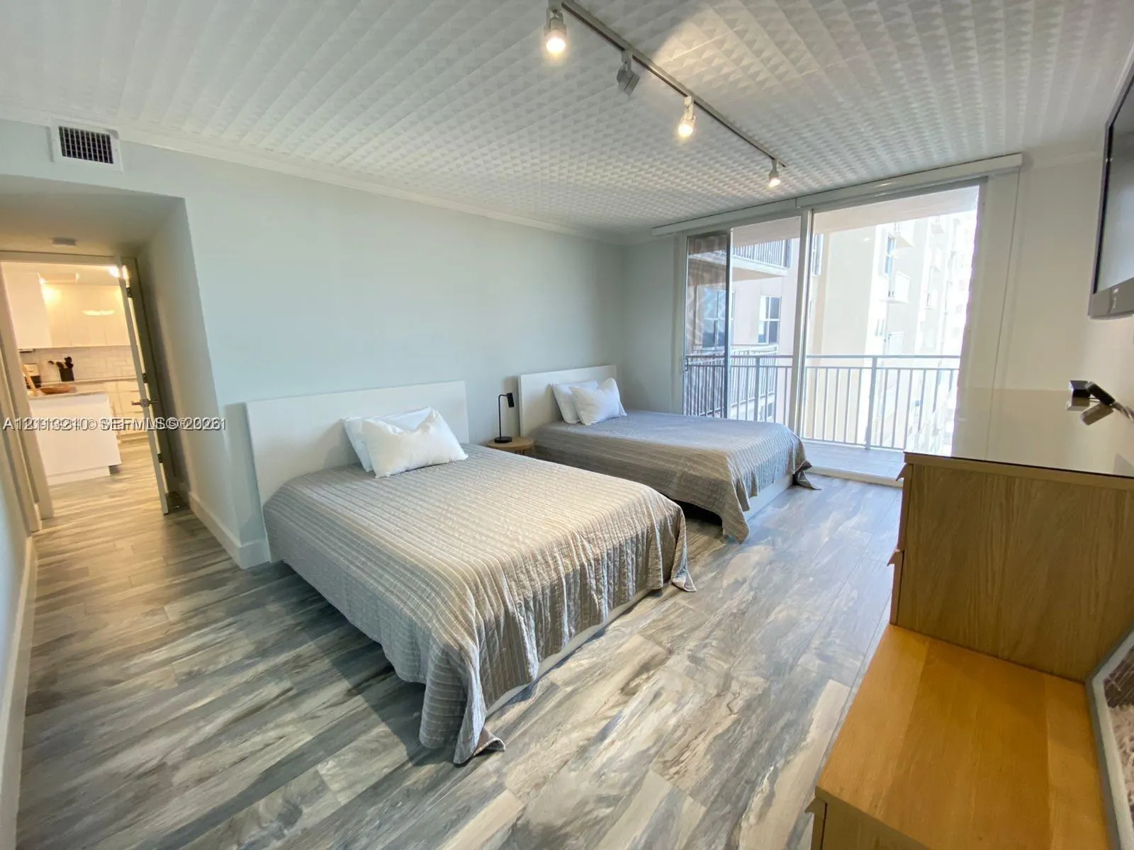 5200 N Ocean Boulevard #809D