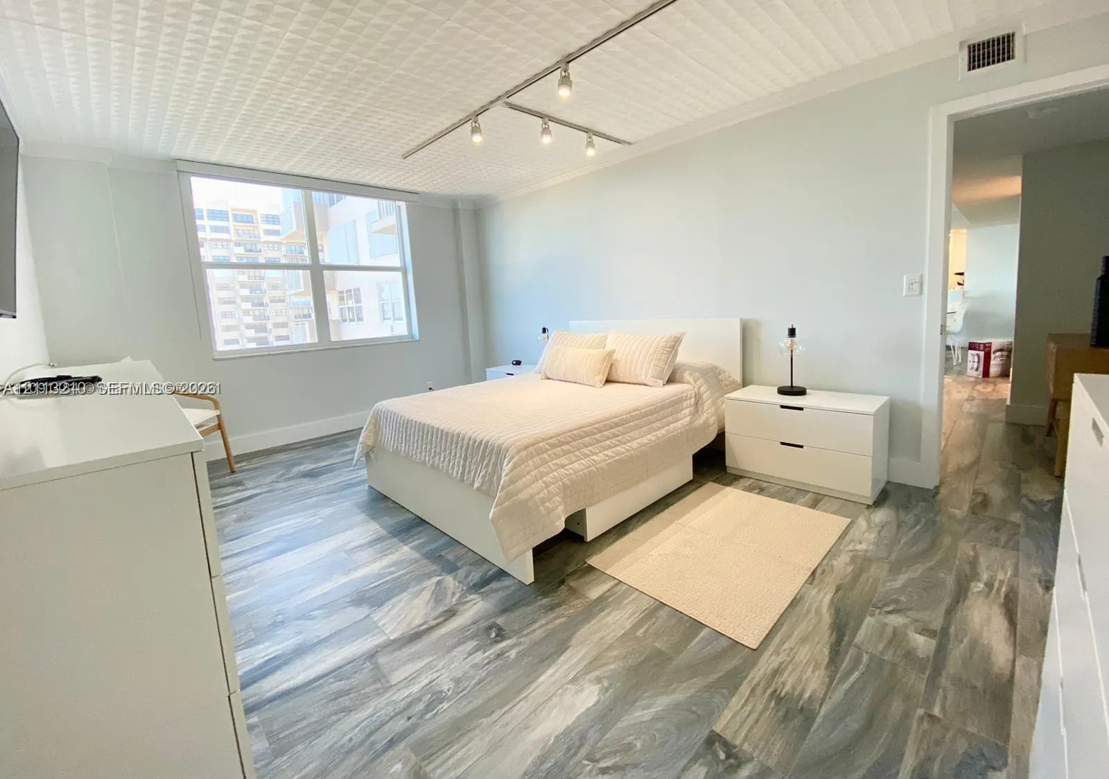5200 N Ocean Boulevard #809D