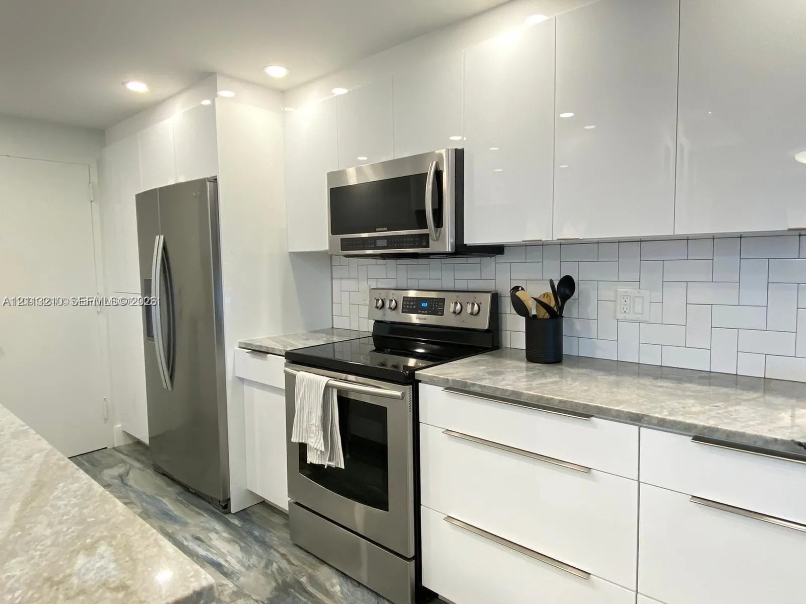 5200 N Ocean Boulevard #809D