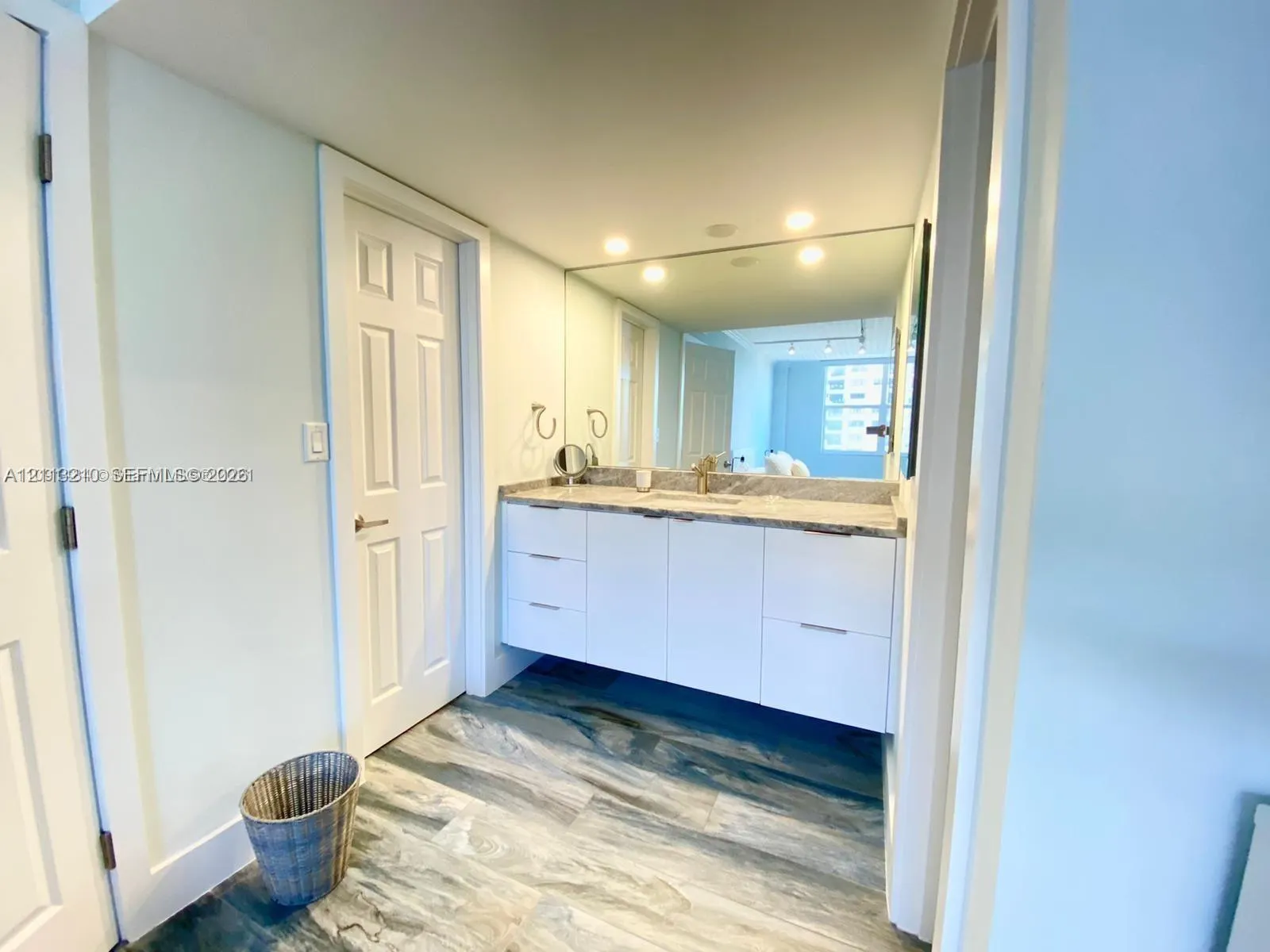 5200 N Ocean Boulevard #809D