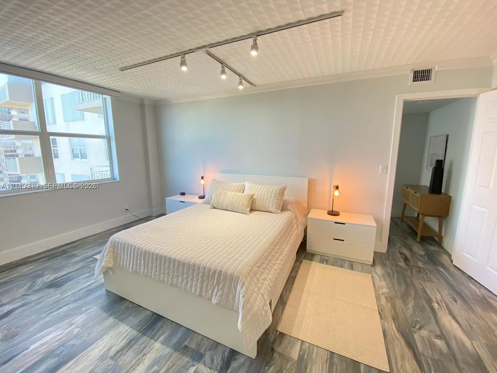 5200 N Ocean Boulevard #809D