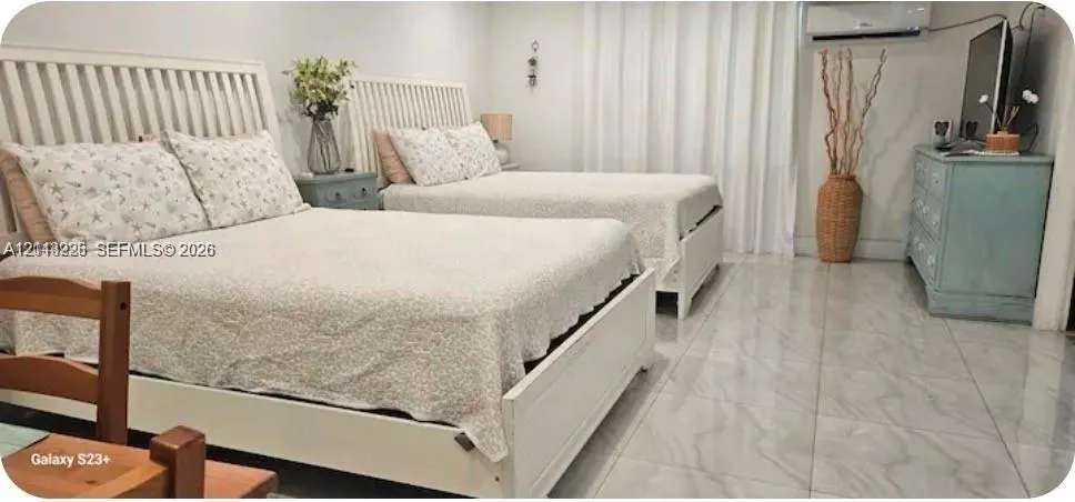 144 NW 7th Avenue #2