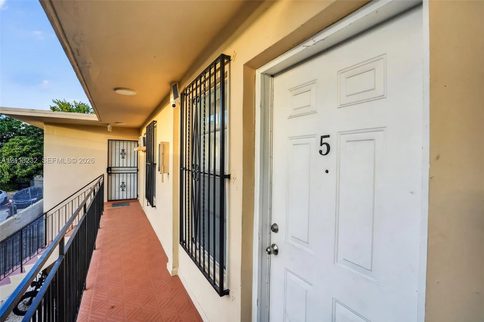 1619 NW 1st Street
