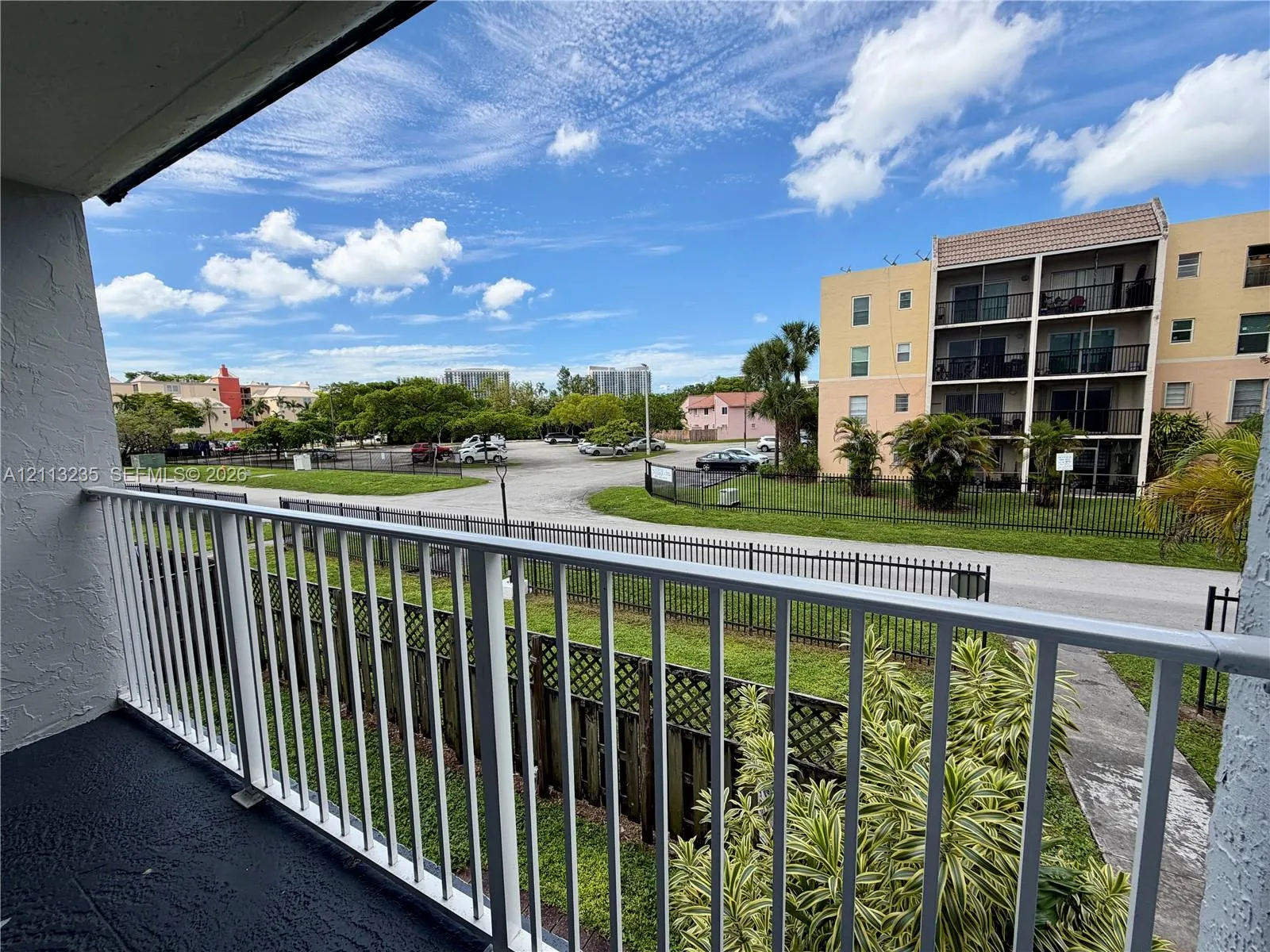 5241 Geneva Way #203