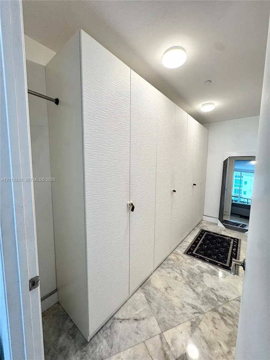 16001 Collins Avenue #2403