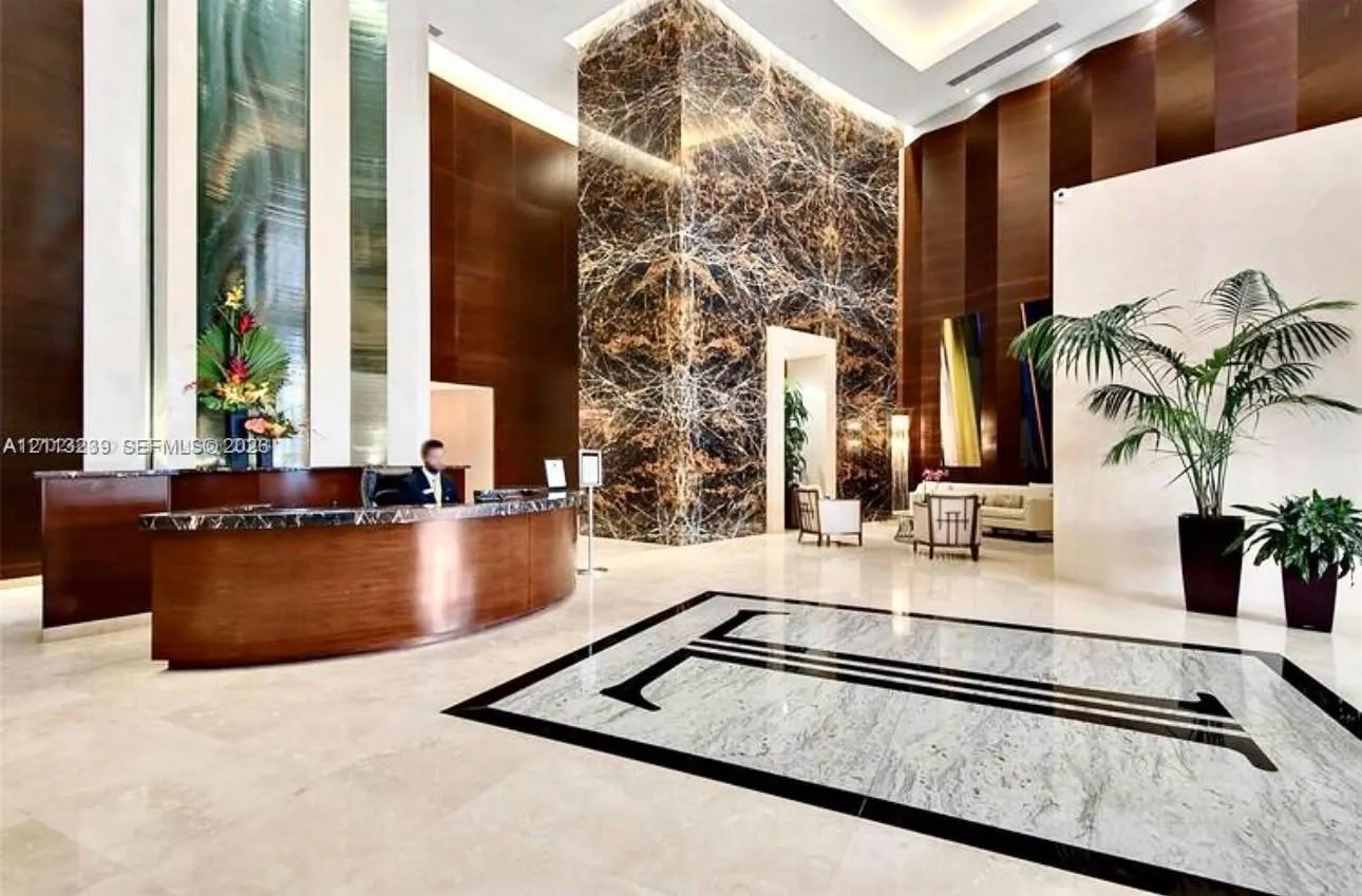 16001 Collins Avenue #2403