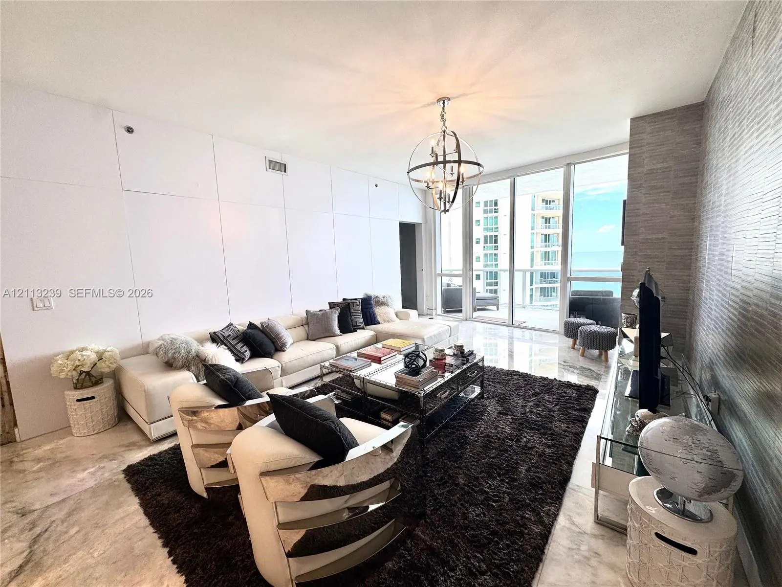 16001 Collins Avenue #2403