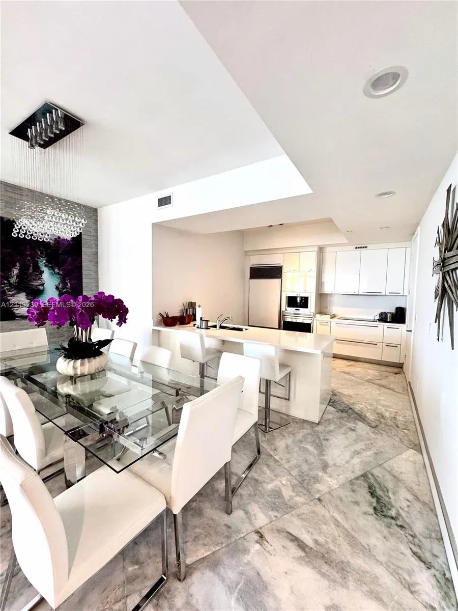 16001 Collins Avenue #2403