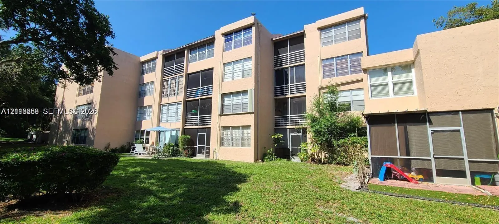 9410 Live Oak Place #109
