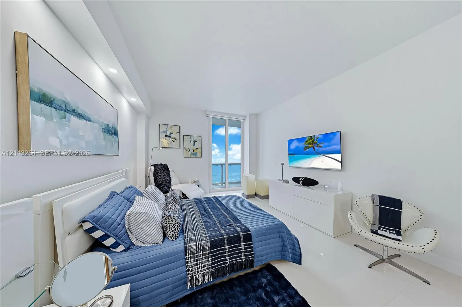 100 Bayview Drive #PH06