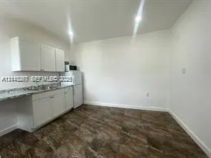 11450 SW 42nd Terrace #studio