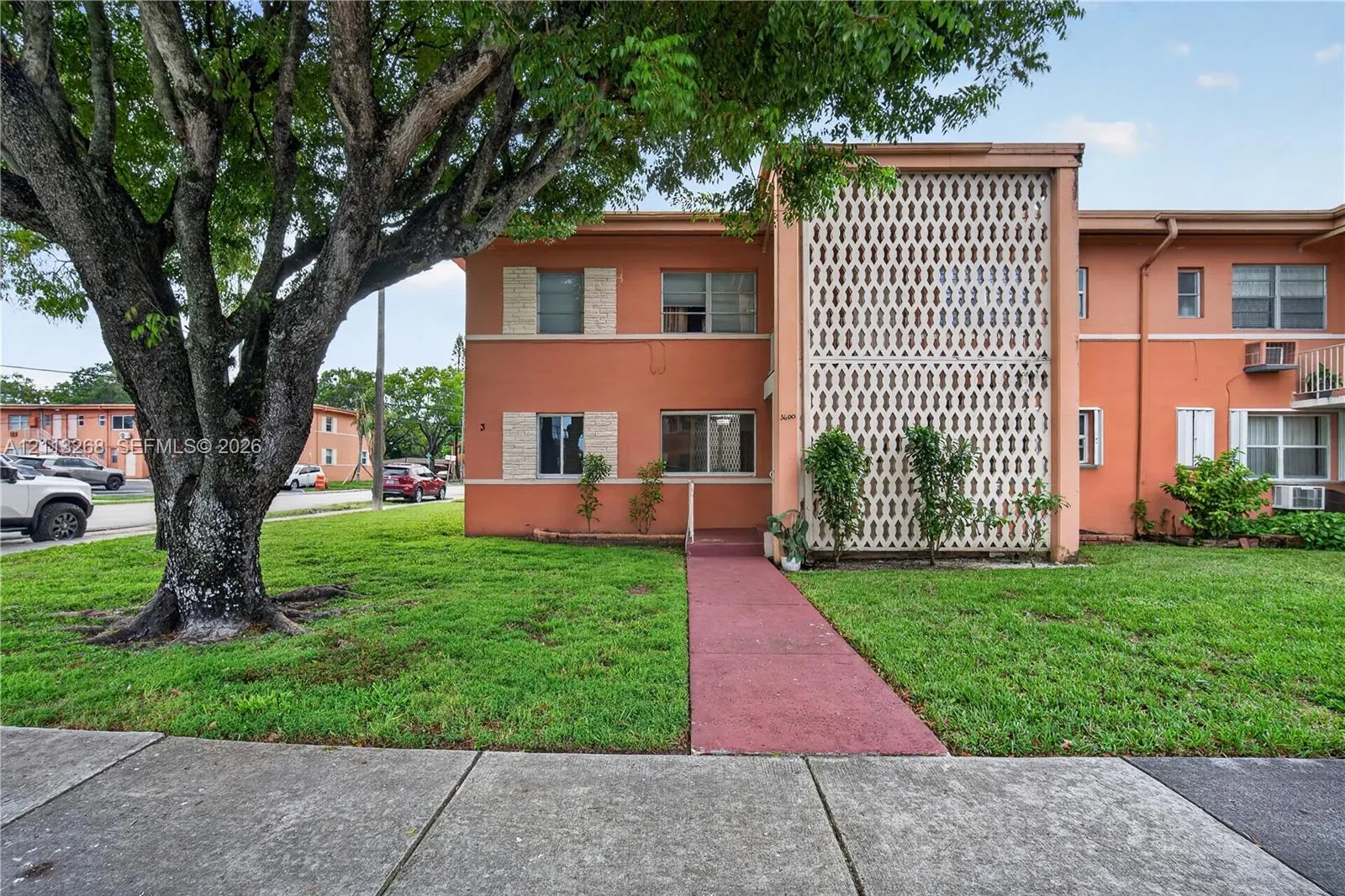 3600 SW 10th Street #1A