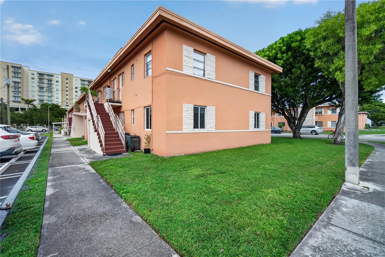 3600 SW 10th Street #1A