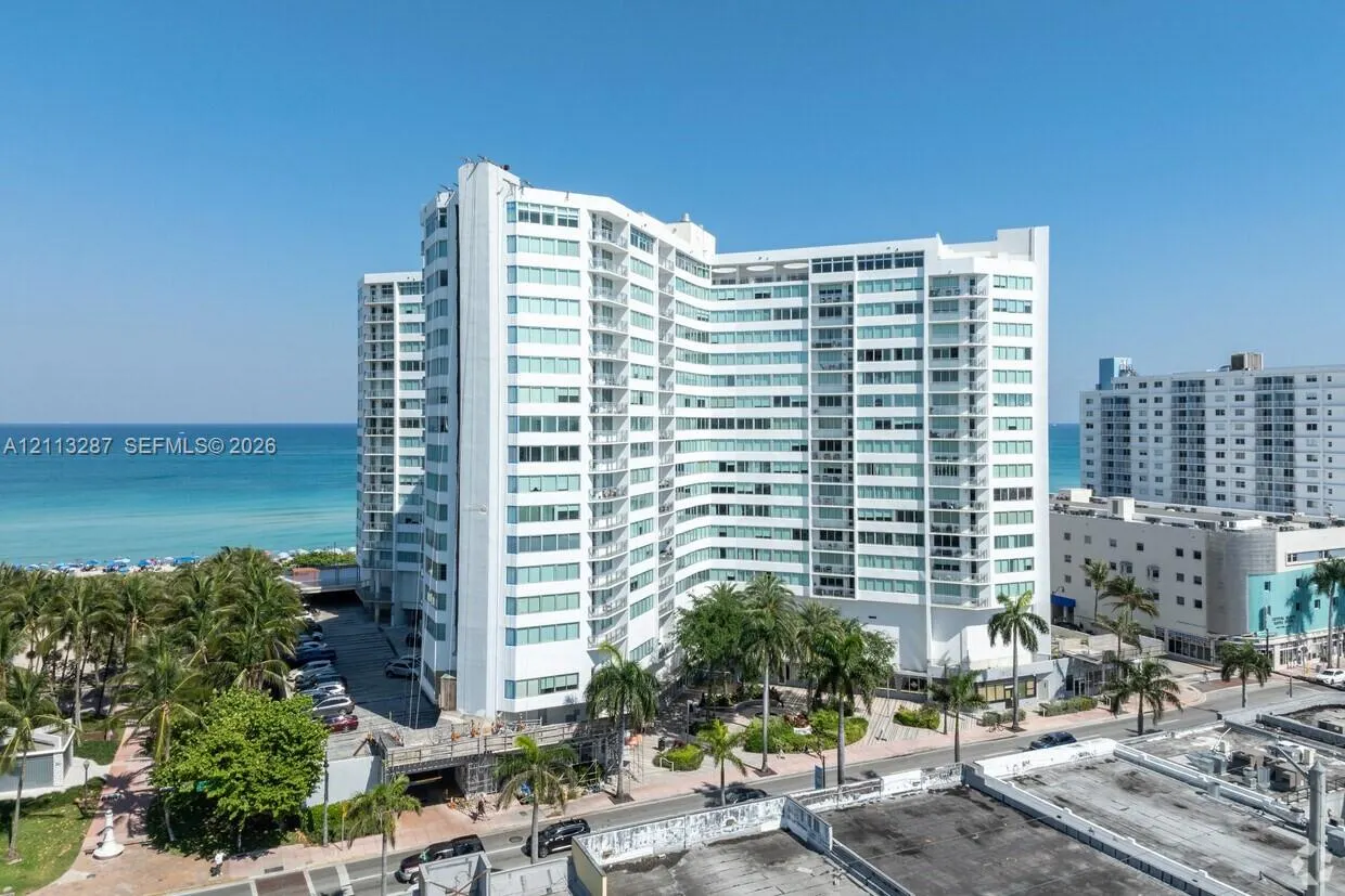 7135 Collins Avenue #331