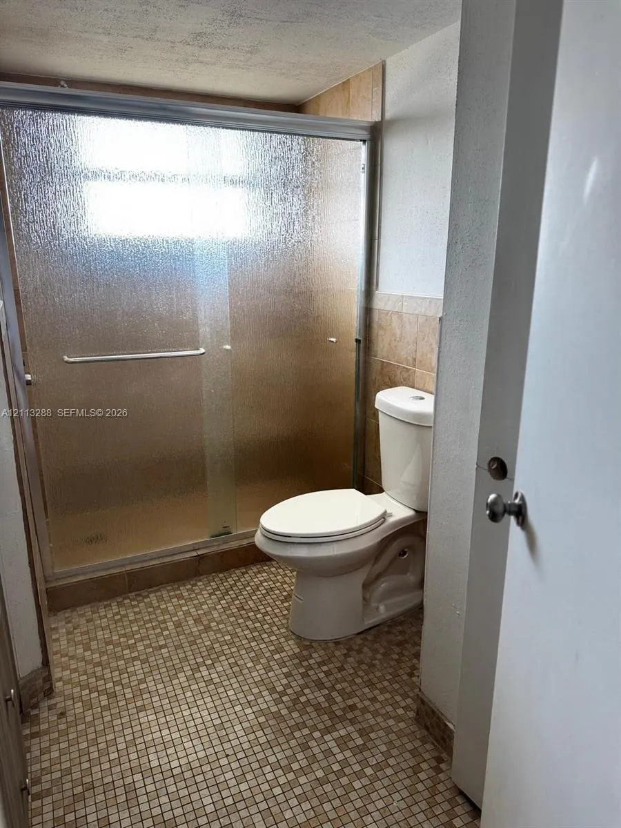 1770 NE 191st Street #815-1