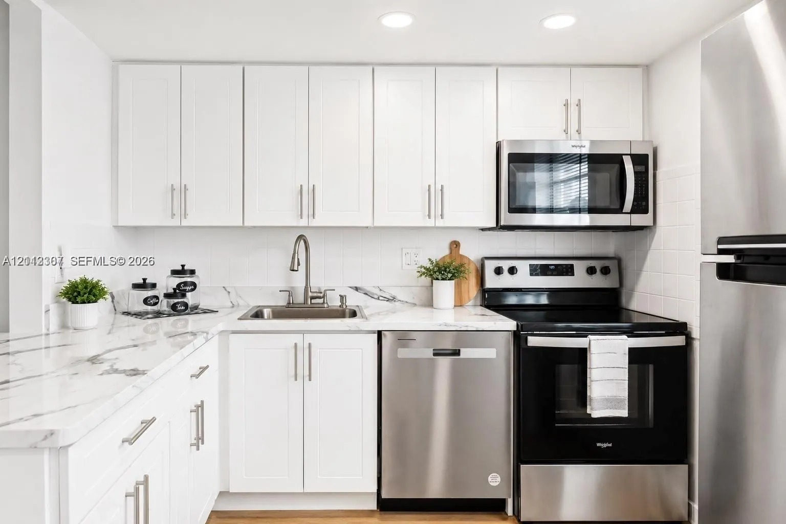 7605 NW 5th Place #103