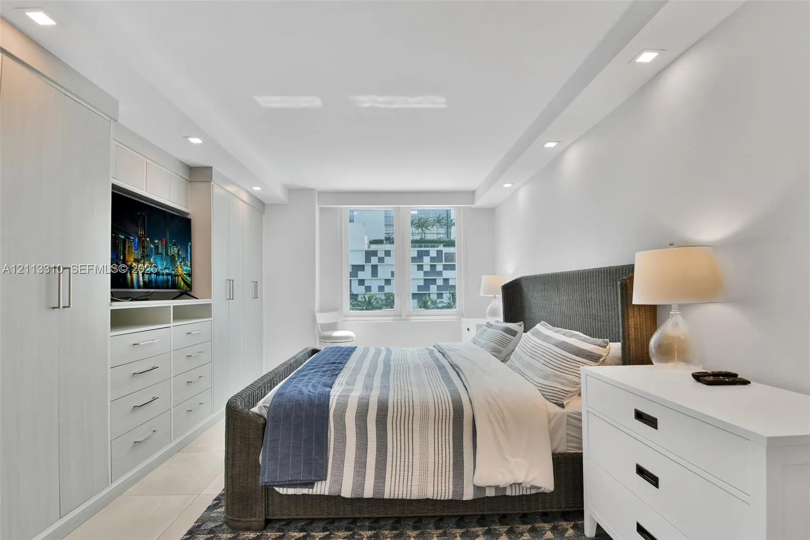 2301 Collins Avenue #303